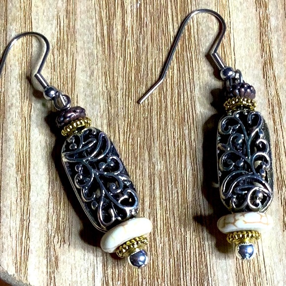 Natural Turquoise Decorative Earrings. - Picture 3 of 5